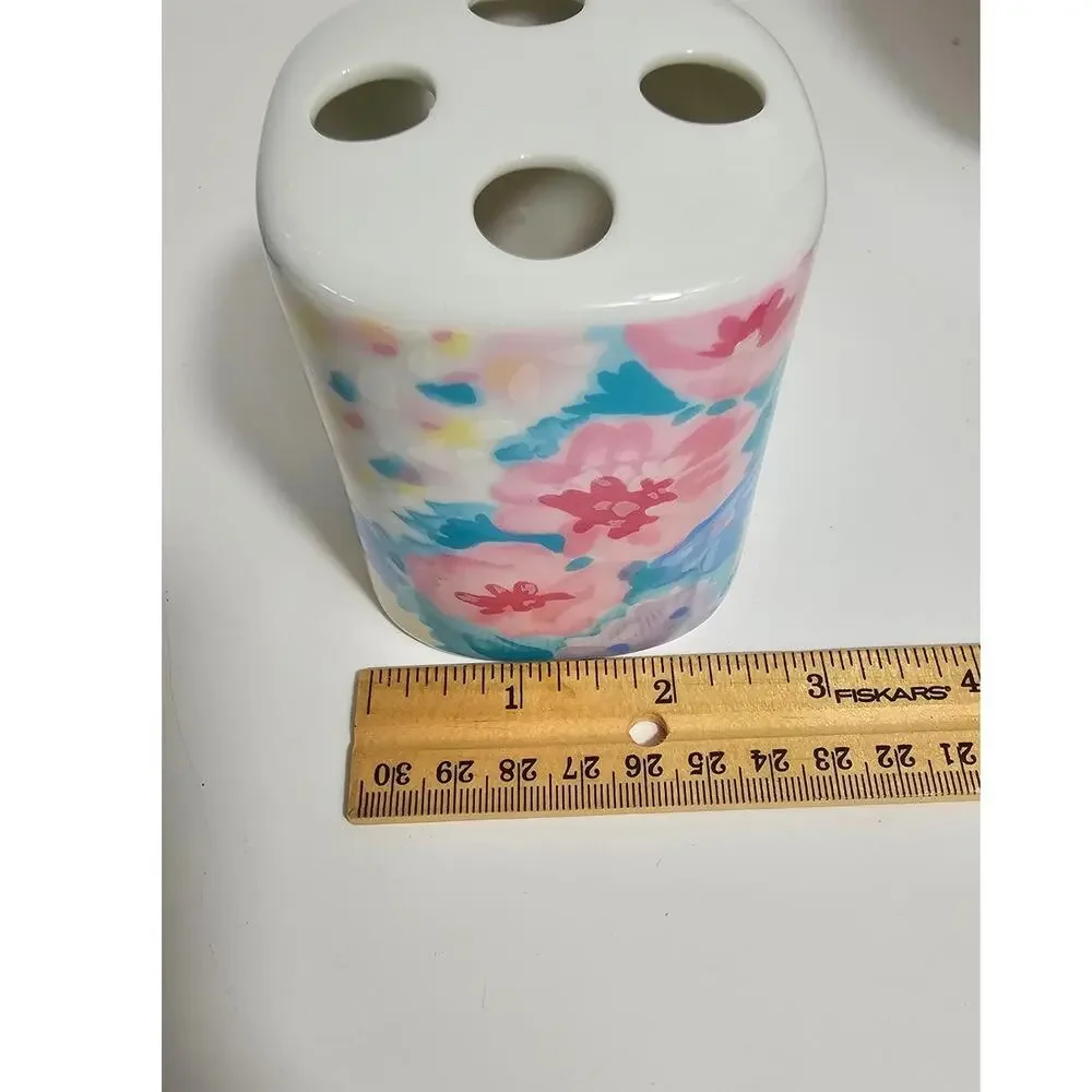 Vintage Mervyns Watercolor Floral Toothbrush Holder 90s